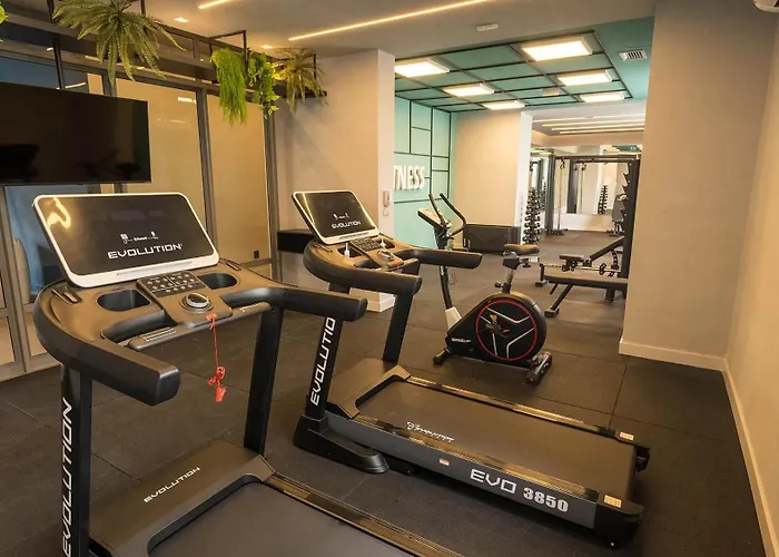 Com Piscina, Academia, Coworking E Seguranca 24h. Porto Alegre