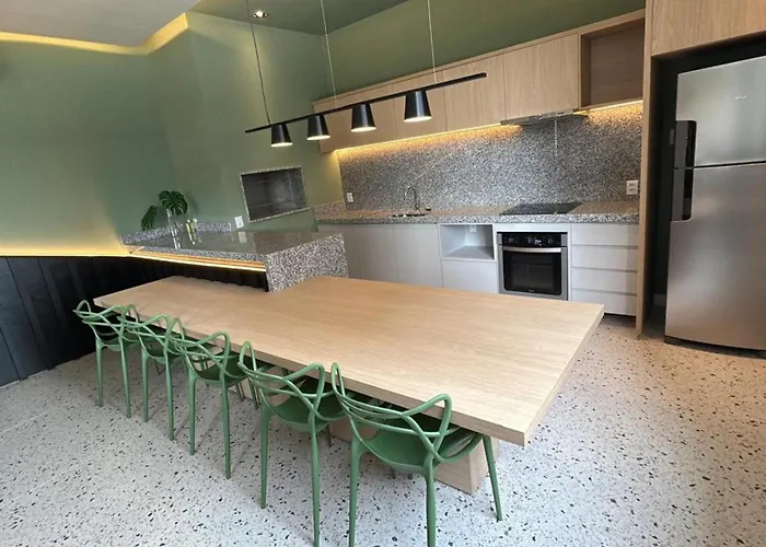 Com Piscina, Academia, Coworking E Segurança 24h. Apartamento *