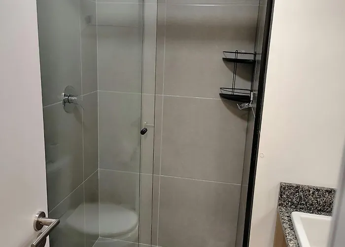 Com Piscina, Academia, Coworking E Segurança 24h. * Porto Alegre