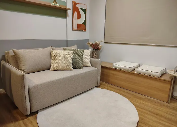 Com Piscina, Academia, Coworking E Segurança 24h. *