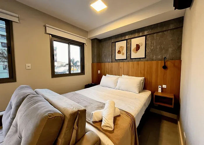Com Piscina, Academia, Coworking E Seguranca 24h. *